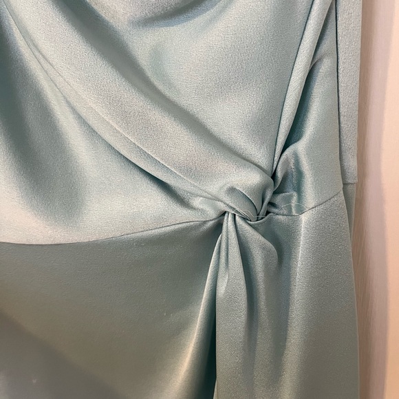 Alice + Olivia One Should Light Blue Dress Size 4 - Picture 4 of 6